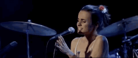 李泉,袁娅维在等着你的来到.