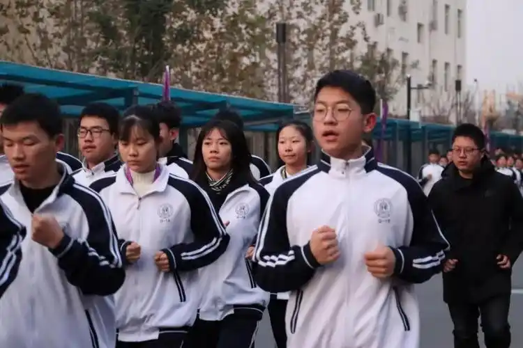 清华附中落地雄安!引领示范新区基础教育-丹江口市第一中学