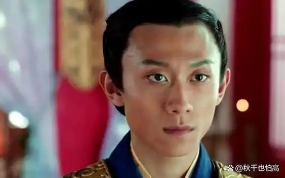 然而,观众们对古装剧的热爱除了剧情外,更多的是对剧中男星的关注.