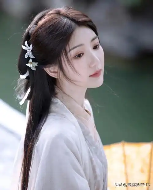 毛晓彤|古风清冷造型,温文莞尔,倾国倾城_古代_带着_总能