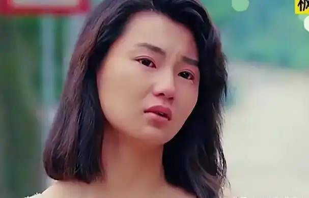 张曼玉:息影20年,独居贫区,不婚无子,59岁活得太飒了