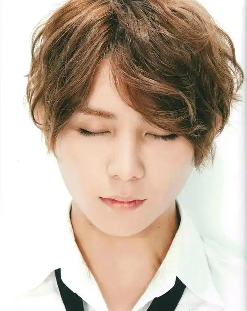 求这张凉介的高清图!高清高清高清!