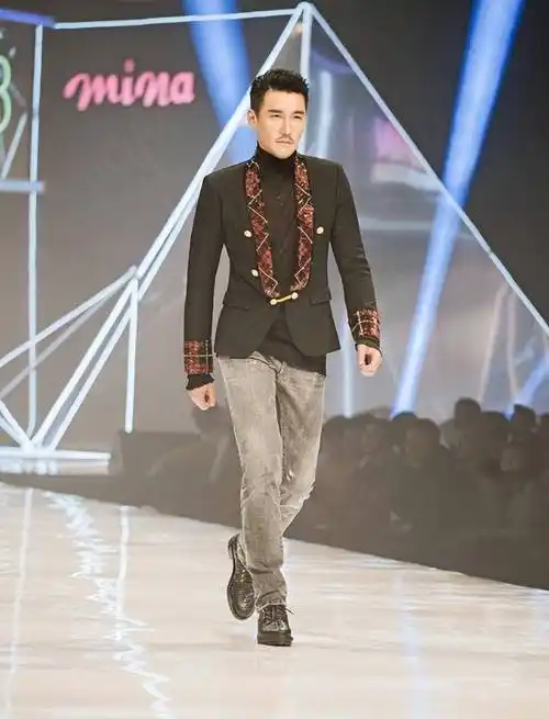 "初代内地四小生"胡兵:51岁至今单身,背后原因令人意想不到_瞿颖_外界