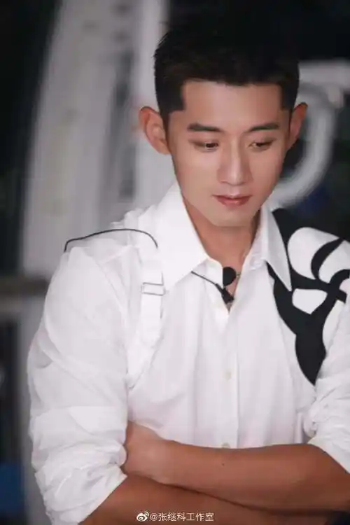 张继科白回来了##张继科乒乒乓乓reaction