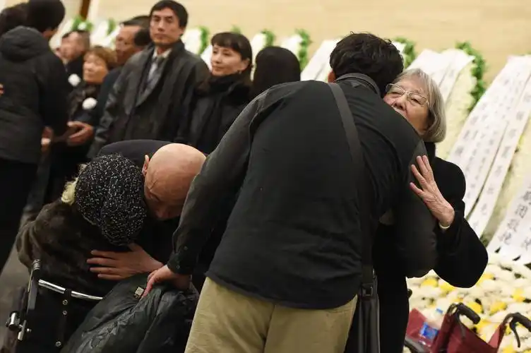 葛存壮的遗体告别仪式于3月8日上午9点钟在八宝山大礼堂举行.