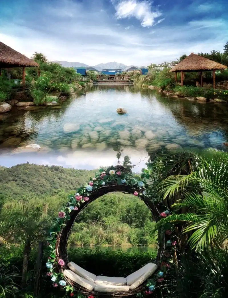 来汕尾水底山温泉庄园吧!