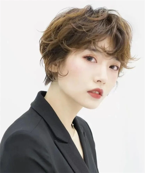 短发怎么烫好看 八种规格烫发示范_女生烫发 - 美发站