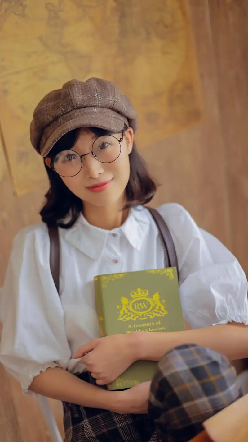 日系文艺美女复古风写真图片手机壁纸