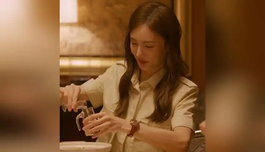 2023首播时间:20231128语言/字幕:汉语导演:冯小刚主演:蓝盈莹金晨