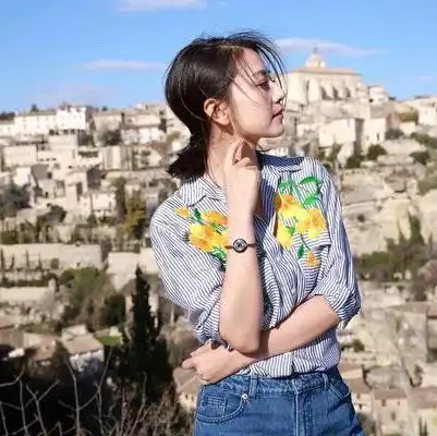 女孩和狗动漫头像(女生和狗狗的头像图片动漫) - q之家 - www.anhuiqq