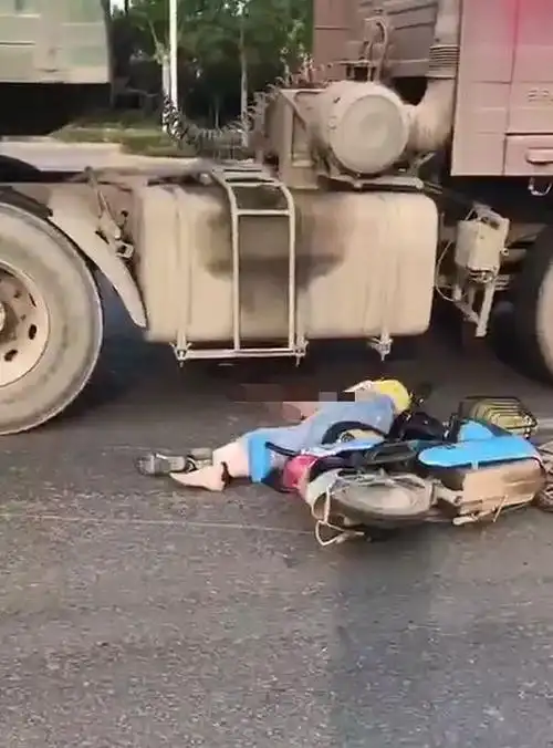 警示| 商丘两天三起车祸,多人死亡,现场惨烈._女子