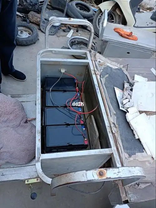 换电池电动三轮专用大电池安装完成