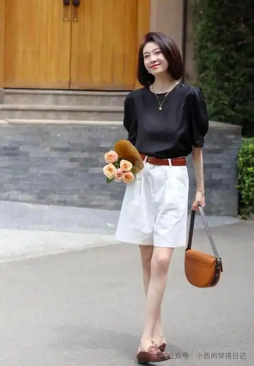 白裤子太好穿了,百搭舒适又高级