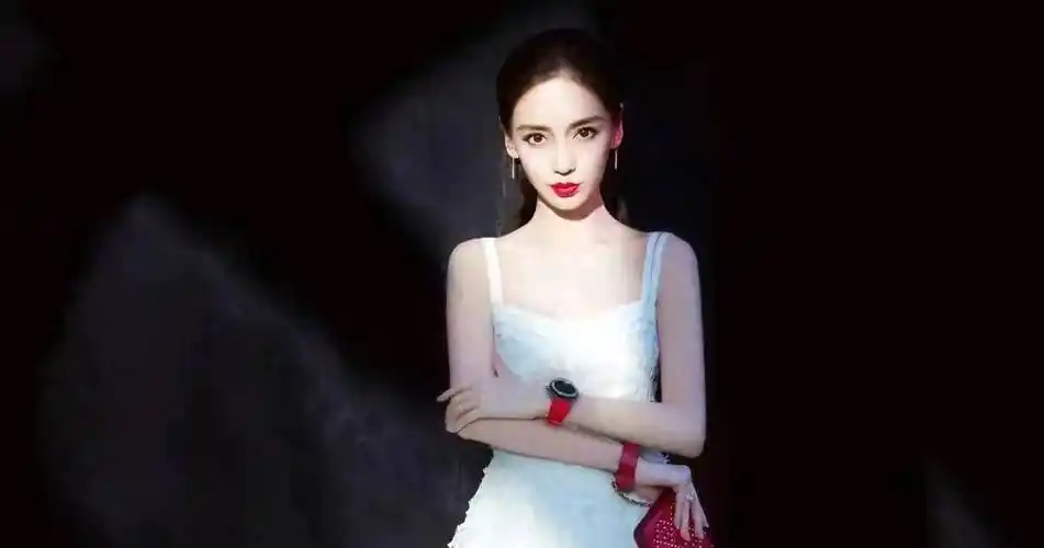 杨颖事件愈演愈烈!