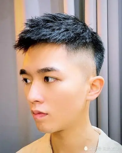 只会说剪短点2020年夏季男生发型参考剪这3款超好看