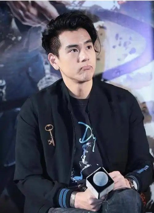 彭于晏追了她整整7年,林俊杰单恋她10年,"痴情种"的女神长什么样?