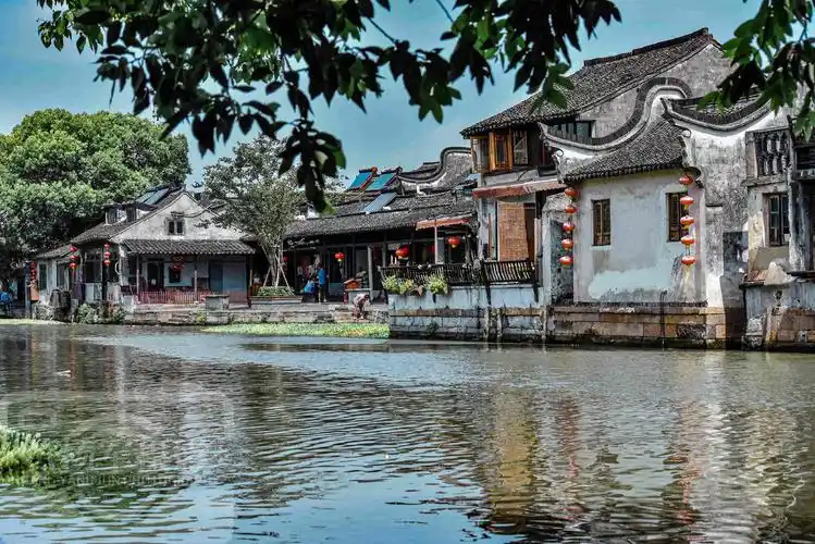 中国传统文化极浓的江南小镇地处江浙沪交界处河网纵横景如画