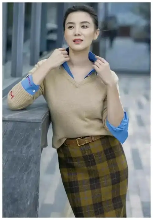 宋佳魅力女性完美身材尽显用三段式打造让你一次爱上