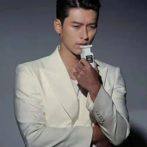 玄彬tf香水写真