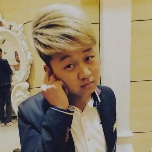 のm c轩辕 右键关注ta直播间 - の m c轩辕 右键关注ta个人资料 yy