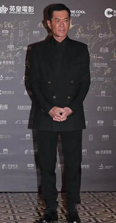 香港这一夜古天乐油亮发黑伍咏薇叶子楣大变样洪金宝老好多