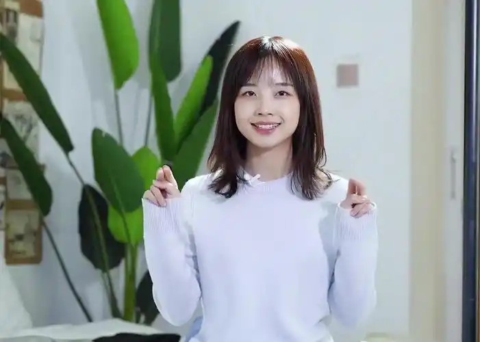 王冰冰:上央视春晚的概率有多大?拒绝为粉丝签名却赢来赞声