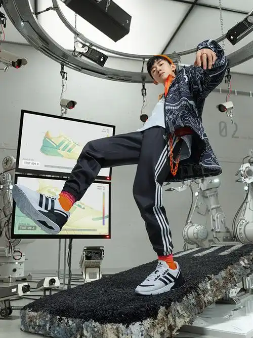 阿迪达斯官网 adidas 三叶草zx 1k boost易烊千玺同款男女鞋经典低帮