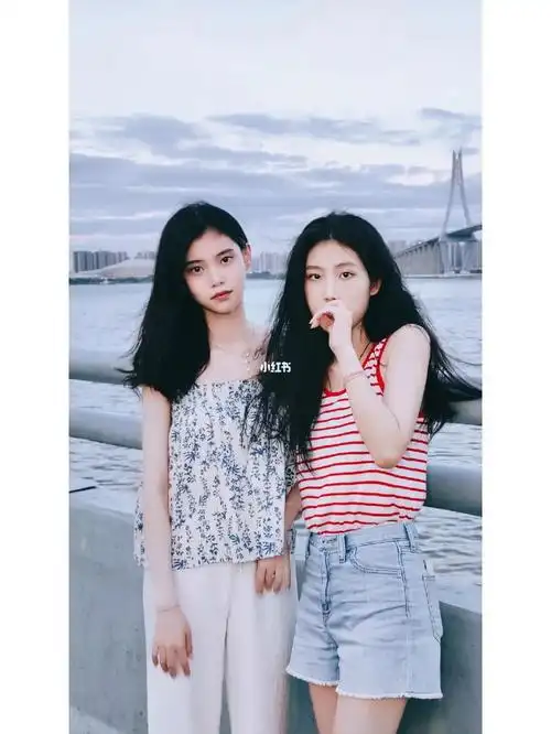 女生双人合照集锦(不完全版)