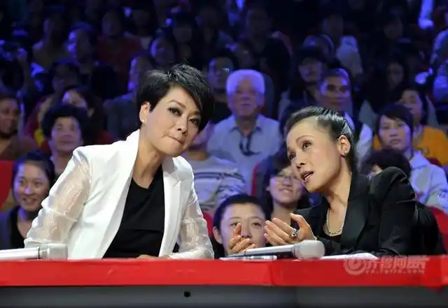 上个世纪的歌坛天后毛阿敏田震的亲密合照你知道她们的友情吗