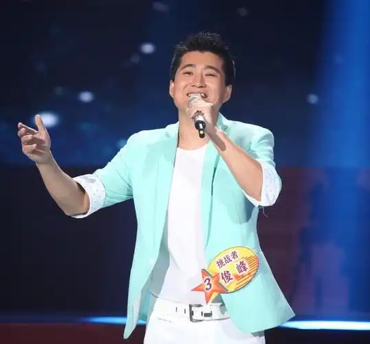 星光大道富有爱心公益的实力派原生态歌手俊峰