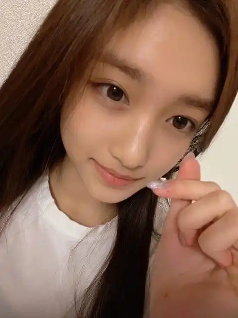 芙忙 素颜自拍😍😍