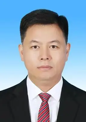 黄文雅:深圳市龙岗区委常委,区政府副区长