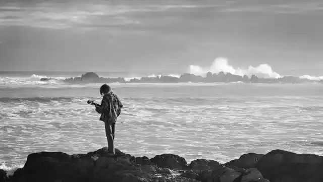 孤独的一个人背影意境