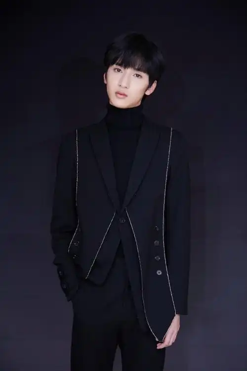 丁程鑫所以被女神逮捕了