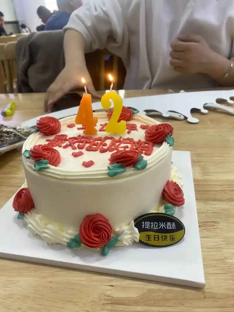 提前跟大闺女过生日,今晚和我的外甥女娘两同过生日,愿自己往后 - 抖