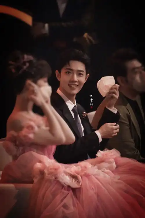 肖战##肖战下部戏是藏海传##肖战到宜昌