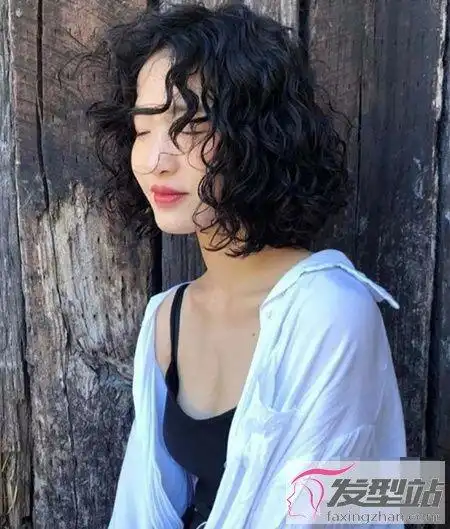 女生短发烫发哪些比较好看 又萌又可爱快来种草啦_发型站_最新流行