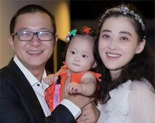 梅婷现任70岁老公曝光梅婷老公曾斩获金马奖