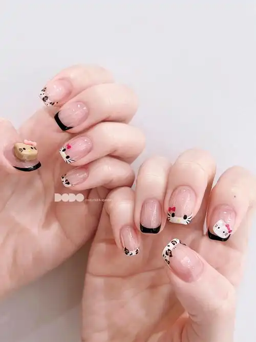 俏皮可爱的猫猫美甲