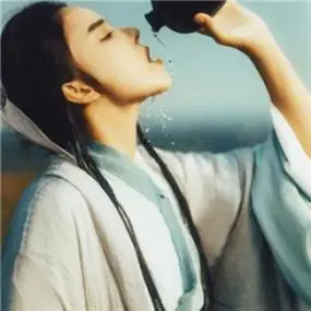 醉酒古风女头像高清好看的古风头像女喝酒唯美图片