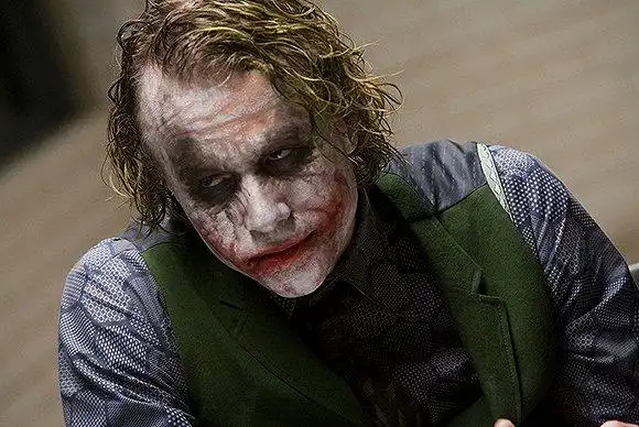 电影《蝙蝠侠》中的“小丑”造型