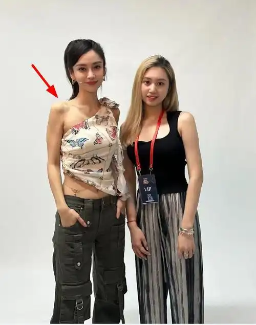 杨颖|倪妮|礼裙_网易订阅