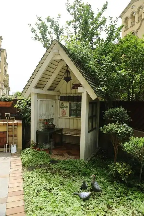 深度好文计划#在江苏的一个小区,有一座不大,但非常精致的小花园