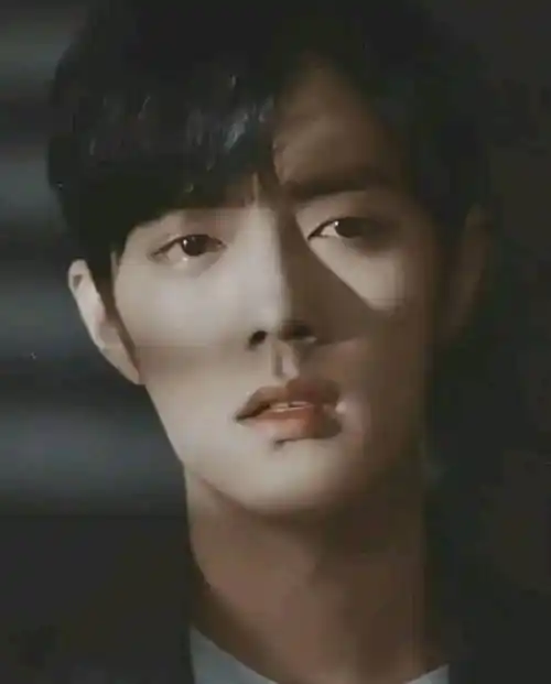 肖战在剧里喊她校校,剧外喊她那个女孩儿,这呼之欲出的事业心!