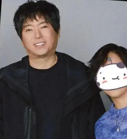 55岁高晓松疑似整容过度眼睛凸出身形暴瘦被称为男版贾玲