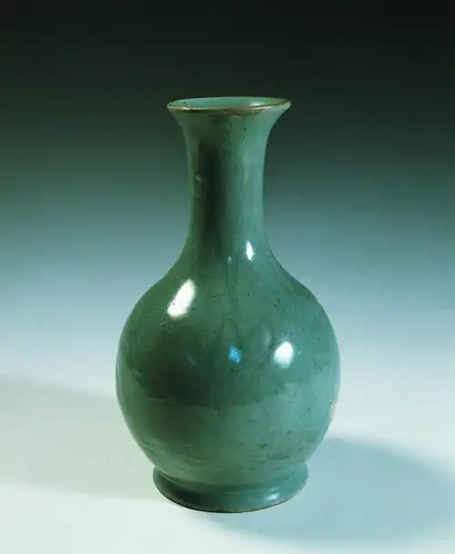 汝官窑天青釉瓷瓶