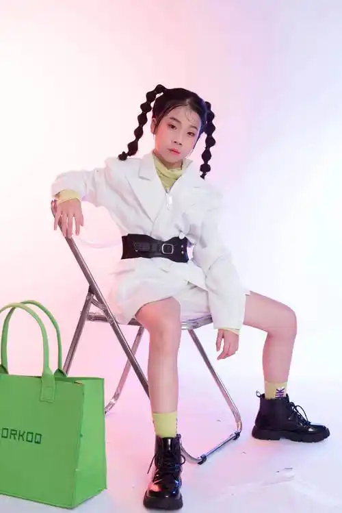 天籁童星星光之路-河南郑州站人气冠军:杨恩熙_钢琴_小学_声乐