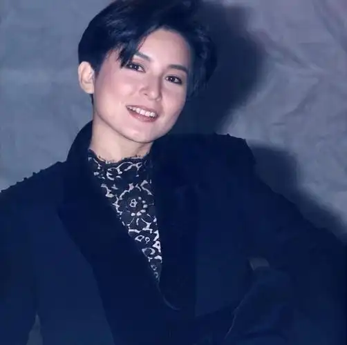 港台歌手陈淑桦的个人资料