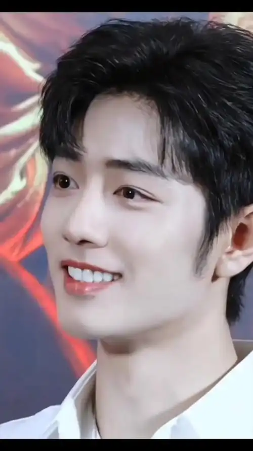 肖战治愈系笑容,一眼沦陷,看了八百遍