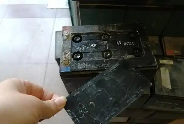 铅酸蓄电池—电瓶极板硫化的修复方法